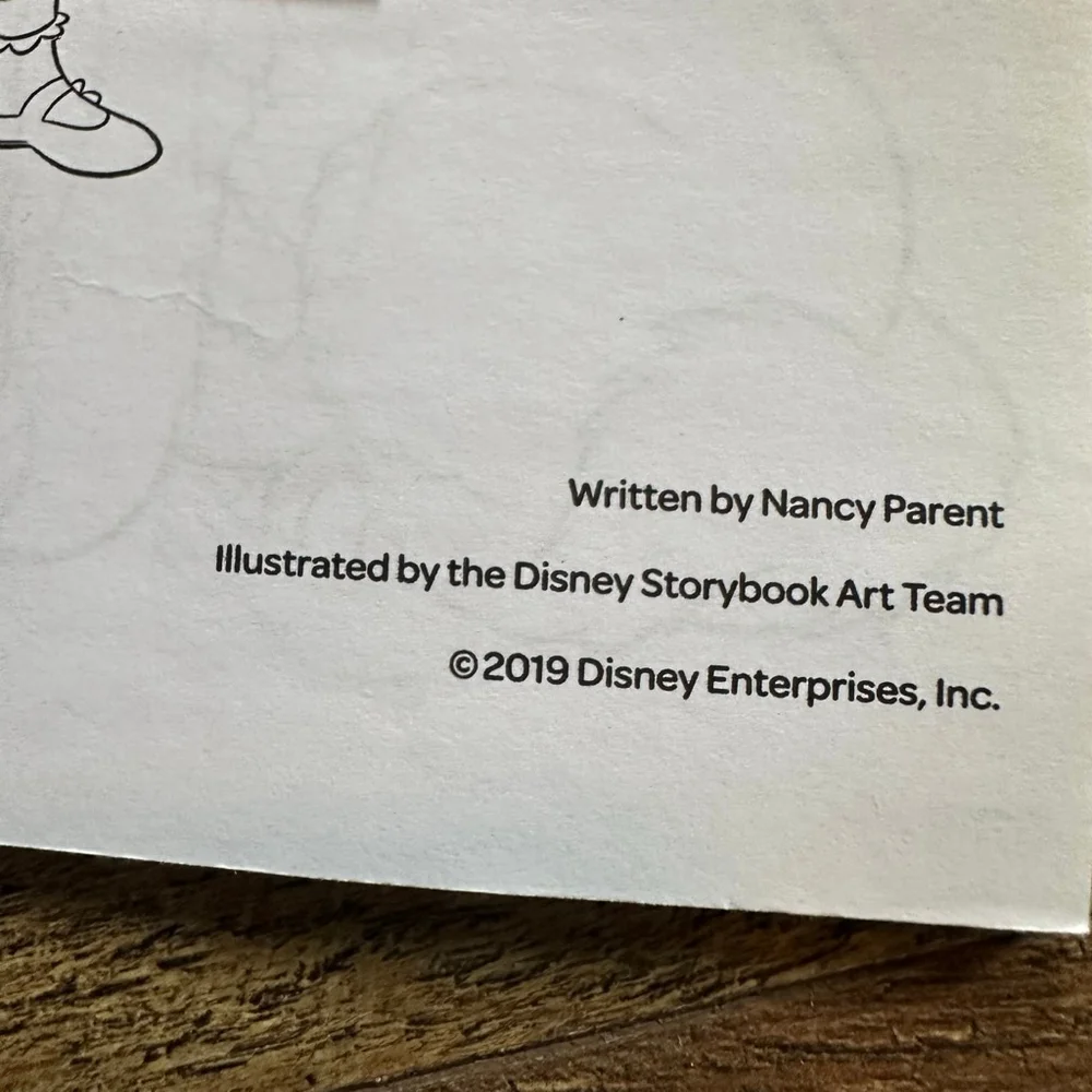Disney Retired Junior Fancy Nancy 5 Minute Stories & Activity Book set Easter